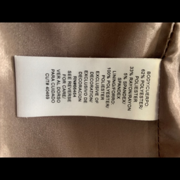 Ladies Dress - Picture 3 of 6